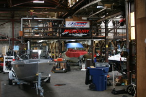 Indoor machine shop and service center
