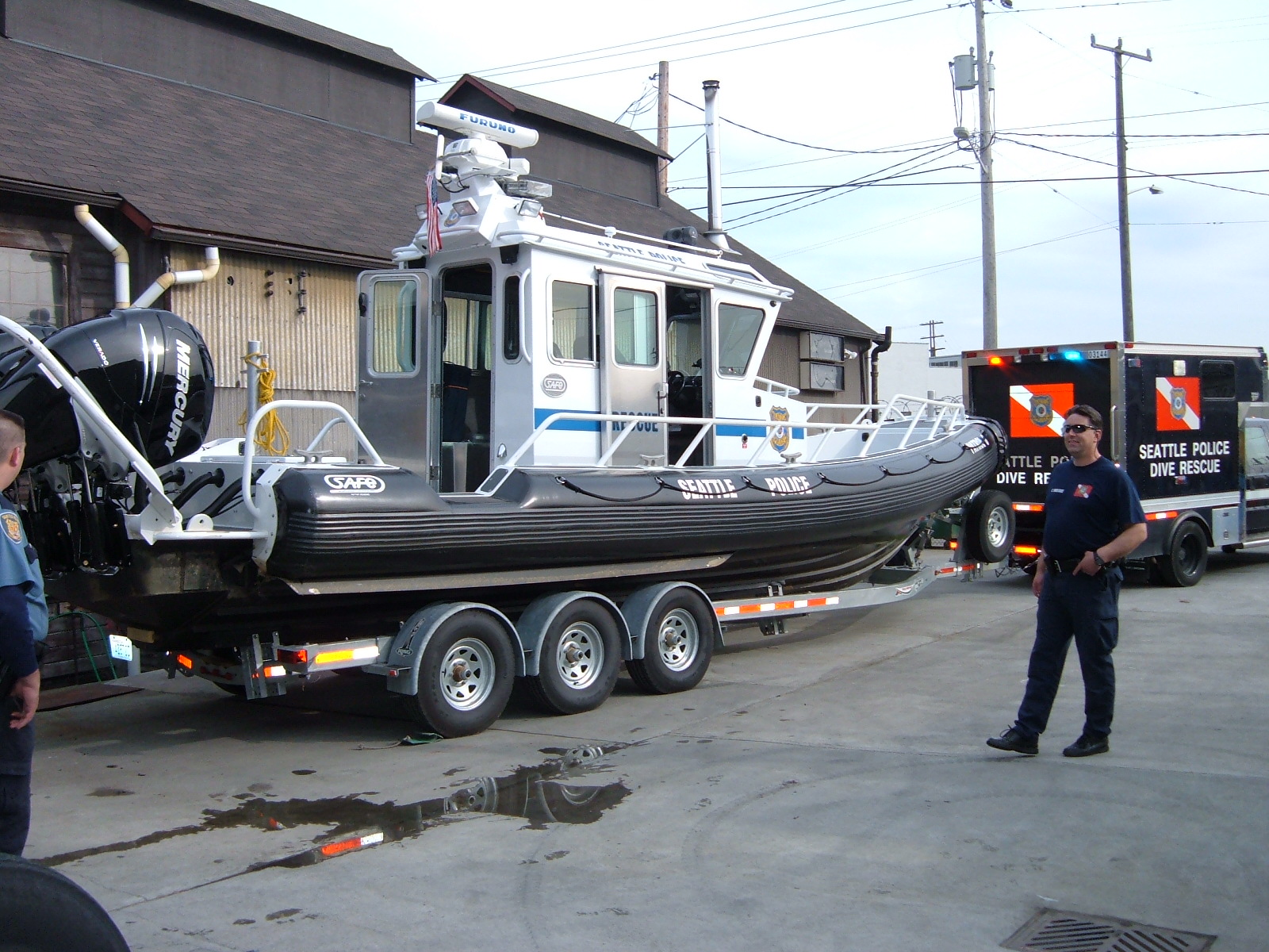 yacht repair seattle